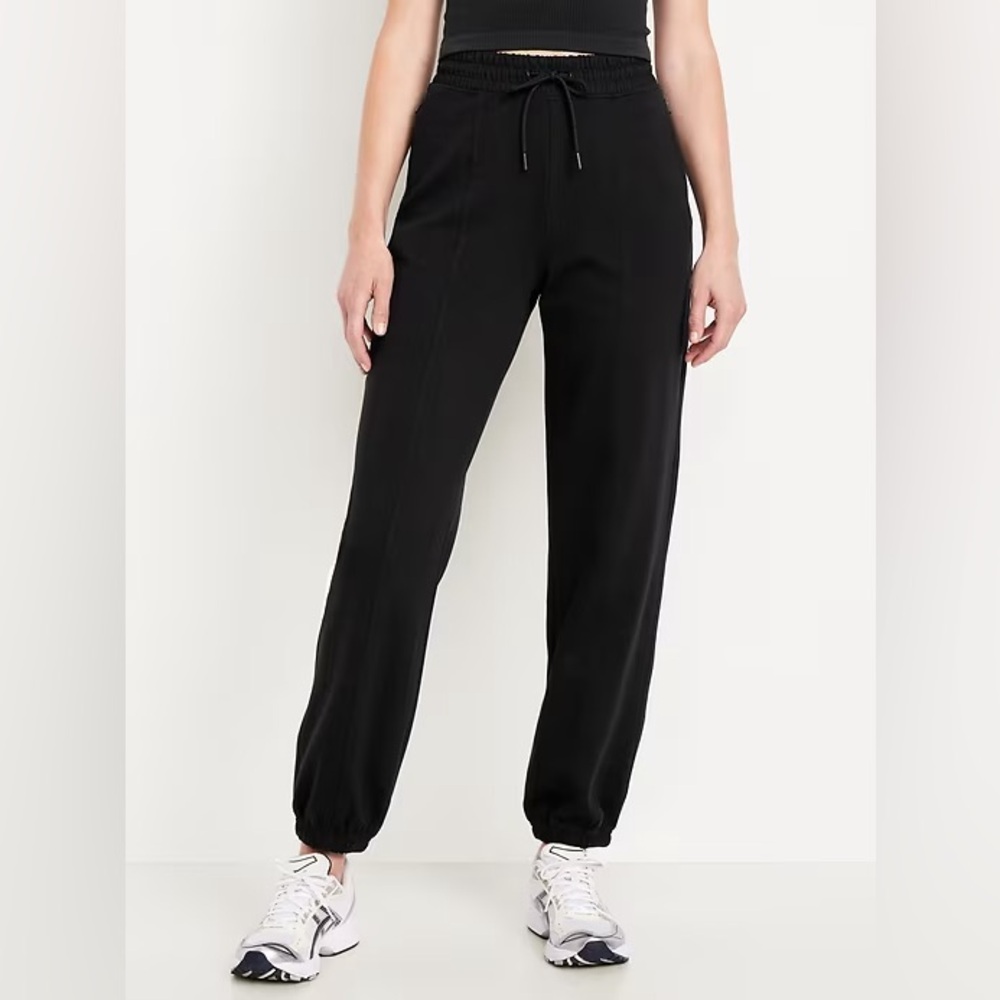 Old Navy Dynamic Fleece Cinched Cuff Jogger Sweatpants, Black Jack - Medium